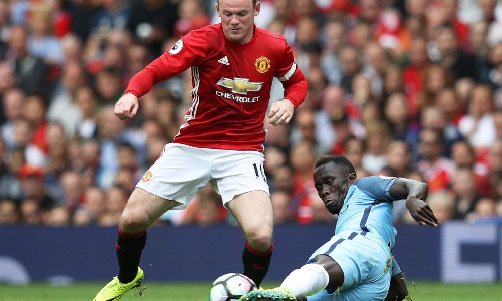 Manchester United (Wayne Rooney) - Manchester City (Bacary Sagna)