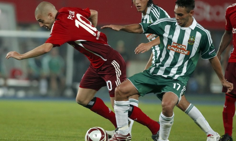 Mladen Petrić, Rapid.HSV, Europska liga 2009-10