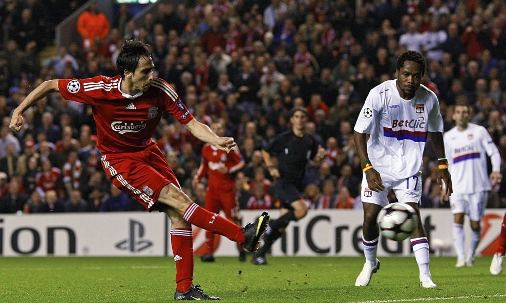 Liverpool - Lyon 1-2, Yossi Benayoun