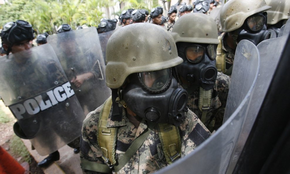 policija u hondurasu prosvjedi demonastracije