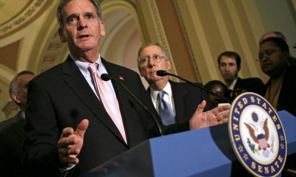 JUDD GREGG