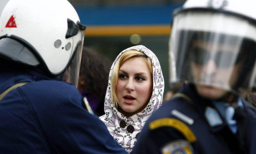 Prosvjede u Grčkoj predvode studenti i anarhisti