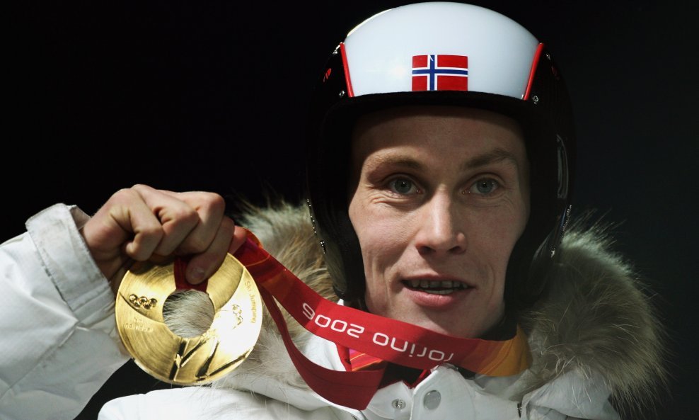 Lars Bystoel, skijački skokovi, Norvežanin je osvojio zlato na OI u Torinu