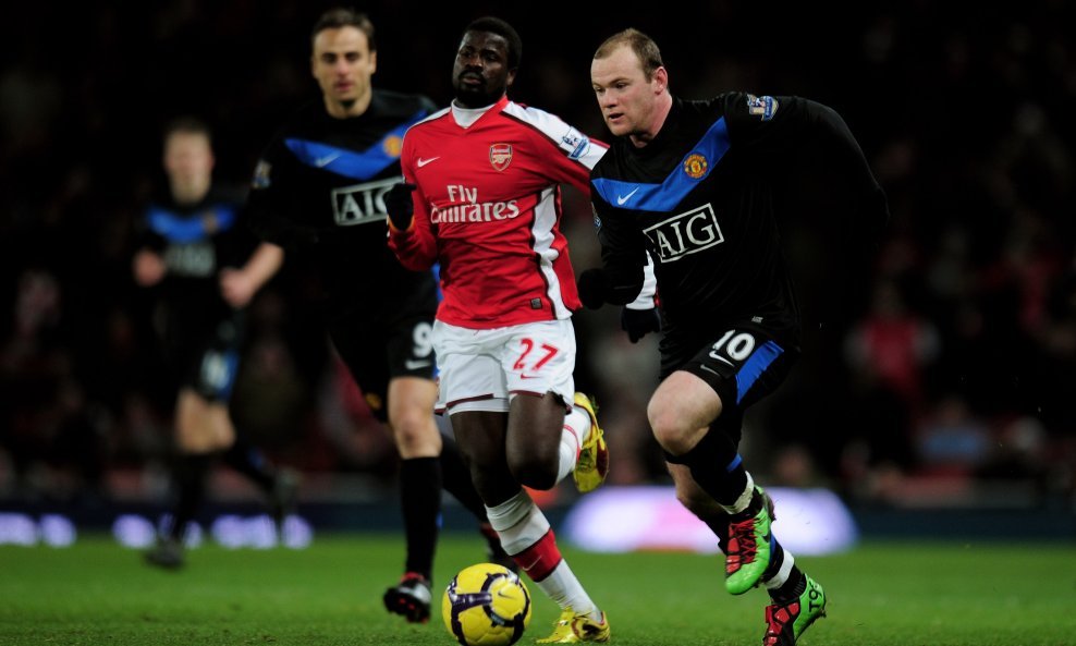 Wayne Rooney Emanuel Eboue 