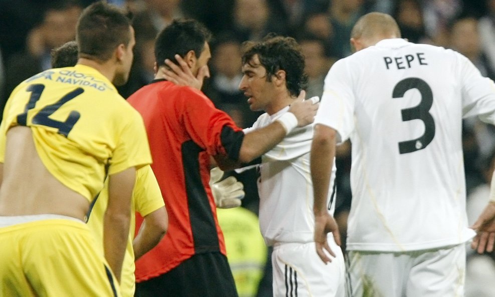 Raul i Pepe morali su čestitati igračima Alcorcona