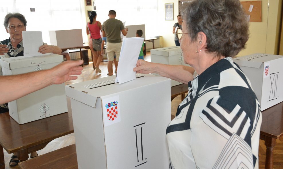 Izbori, glasačka kutija