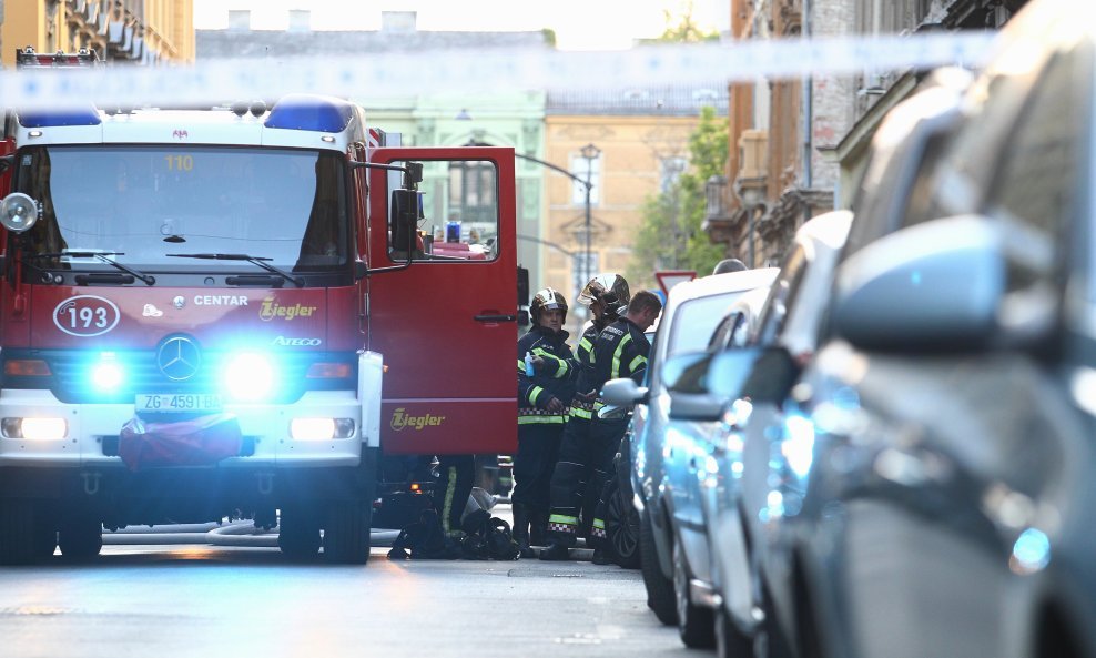 Požar u Šenoinoj ulici u Zagrebu