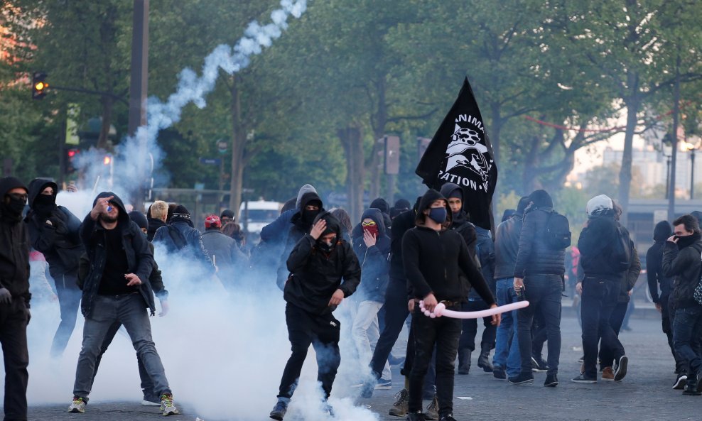 Sukob antifašista i policije