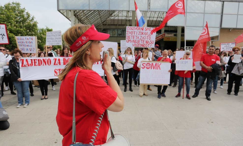 Zbog malih plaća prosvjednovali zaposlenici velikogoričkih vrtića