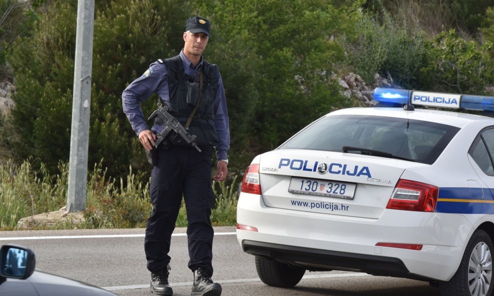 Ubojstvo u Brodarici, policija traga za ubojicom