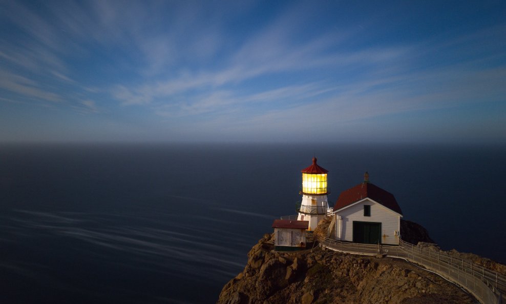 Svjetionik Point Reyes, kako ga je noću snimio Google Nexus 6P