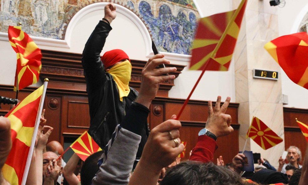 Neredi u Makedoniji u travnju