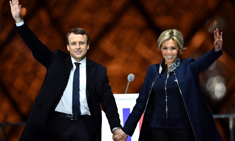 Emmanuel Macron i supruga Brigitte