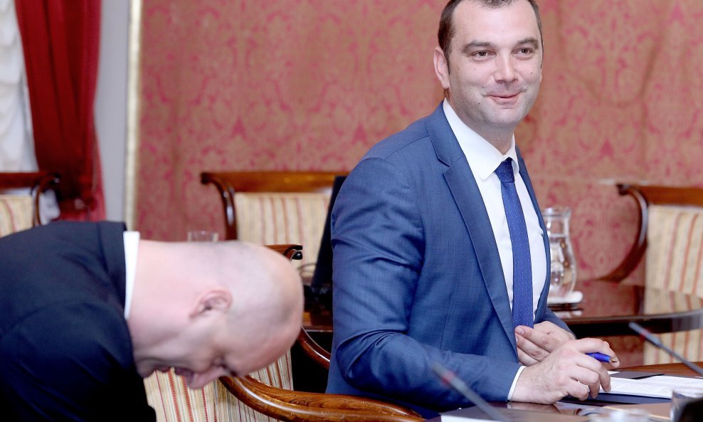 Mario Šiljeg trenutno vodi Ministarstvo kako državni tajnik.