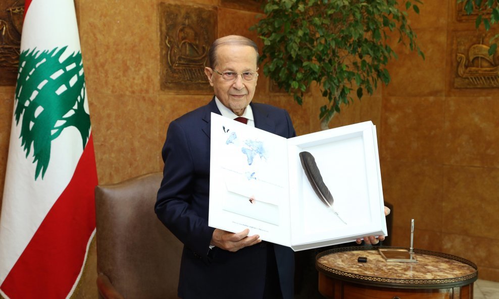 Libanonski predsjednik s Klepetanovim perom