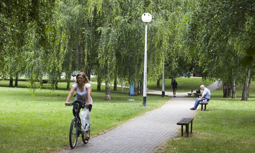 Park u kojemu će se graditi crkva na Savici