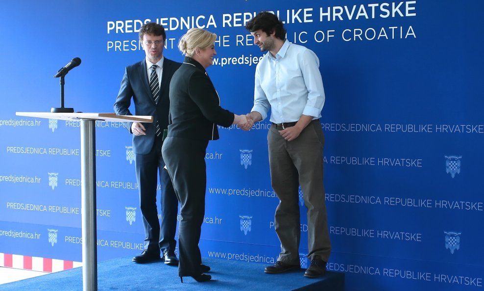 Bivši ministar znanosti Predrag Šustar, predsjednica Kolinda Grabar Kitarović i bivši voditelj ERS-a Boris Jokić