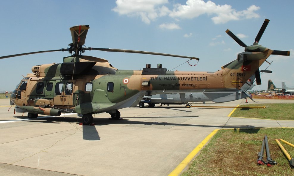 Helikopter je pao u regiji Sirnak