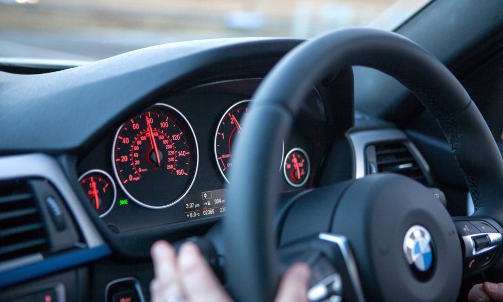 Njemački proizvođač luksuznih automobila BMW najavljuje opsežna ulaganja u 'vozila sutrašnjice'