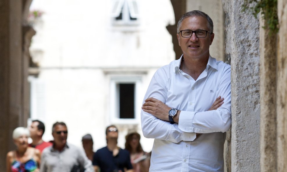 Split, 260615. Hotel Vestibul u Splitu uvrsten je medju 100 najboljih hotela na svijetu. Na fotografiji: Neno Nizic, vlasnik hotela Vestibul. Foto: Jakov Prkic / CROPIX