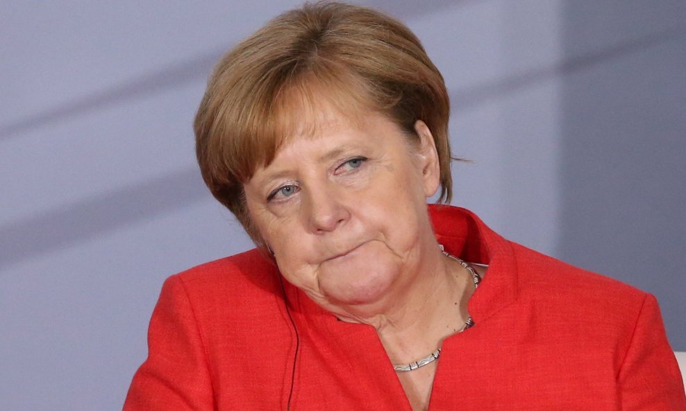 Glavno državno odvjetništvo zaprimilo je preko 1000 kaznenih prijava protiv kancelarke Angele Merkel