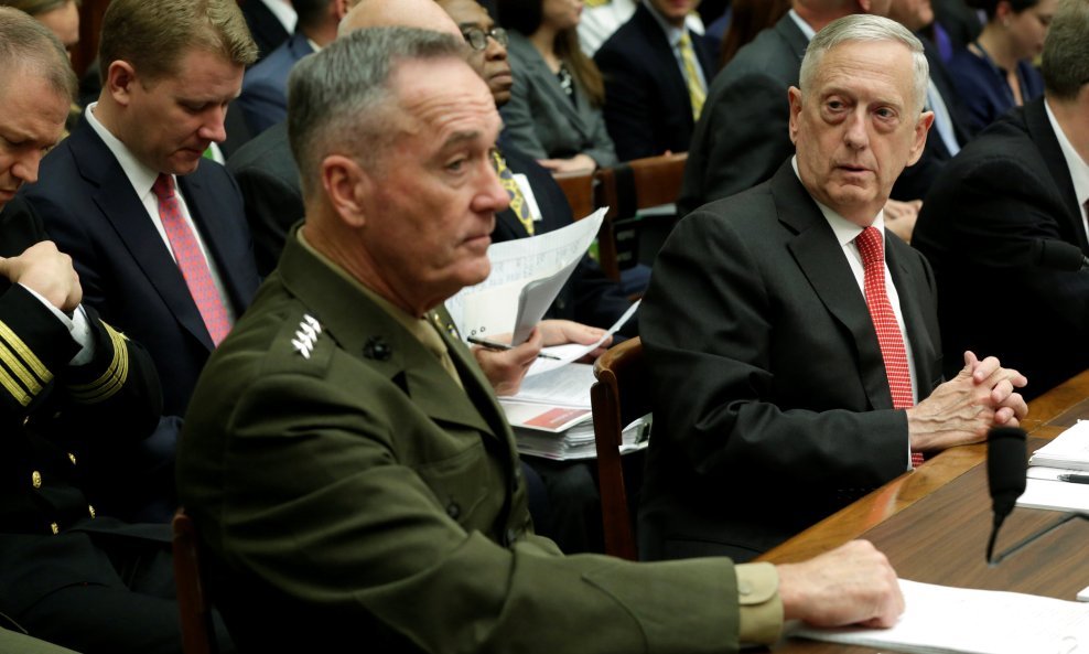 Načelnik Združenog stožera gen. Joseph Dunford i ministar obrane James Mattis