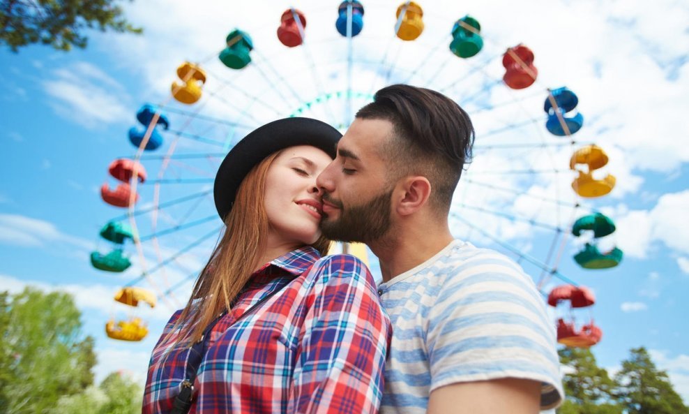 ljubav romantika par žena muškarac