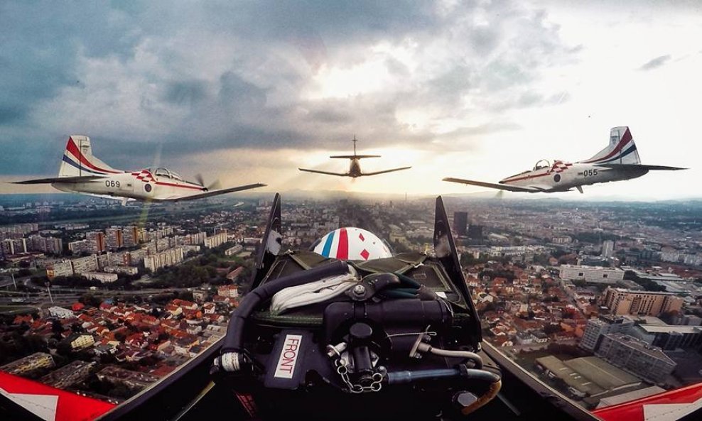 Piloti Krila Oluje objavili impresivne fotografije  (5)