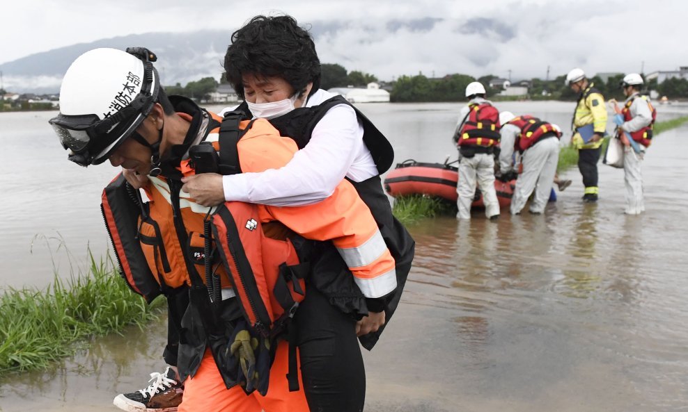 Japan su pogodile velike poplave