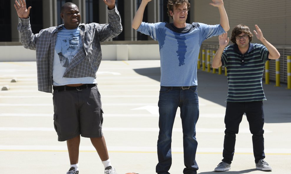 CB_EP104-Scn1-21-25pt_0280_hires2