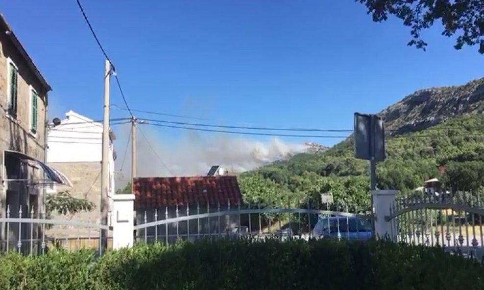 Screenshot/početak požara u Tugarama