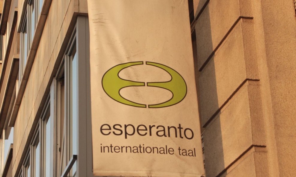 Jedna od škola za učenje esperanta
