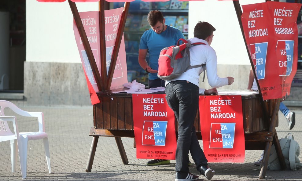 Prikupljanje potpisa za referendum