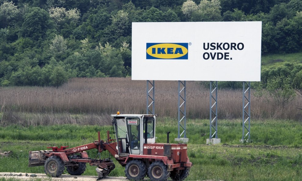 Završni radovi uoči otvorenje Ikee u Vrčinu pored Beograda