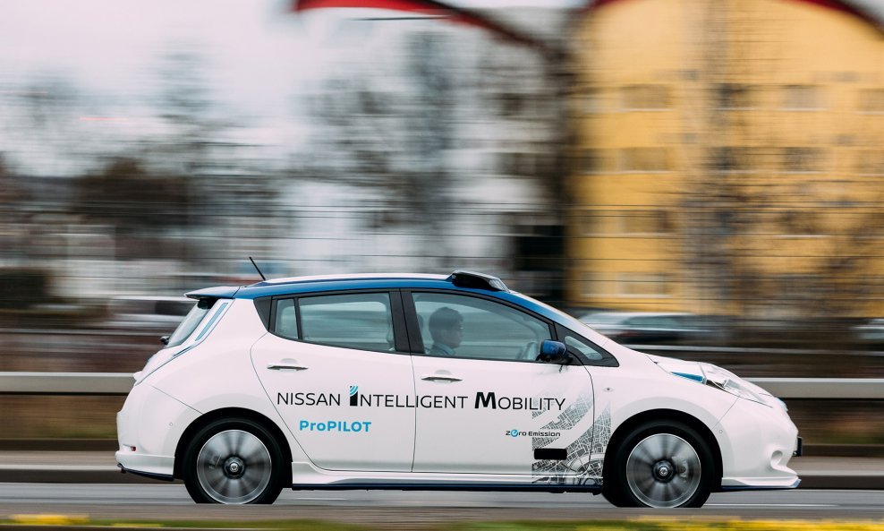 Autonomni Nissan Leaf