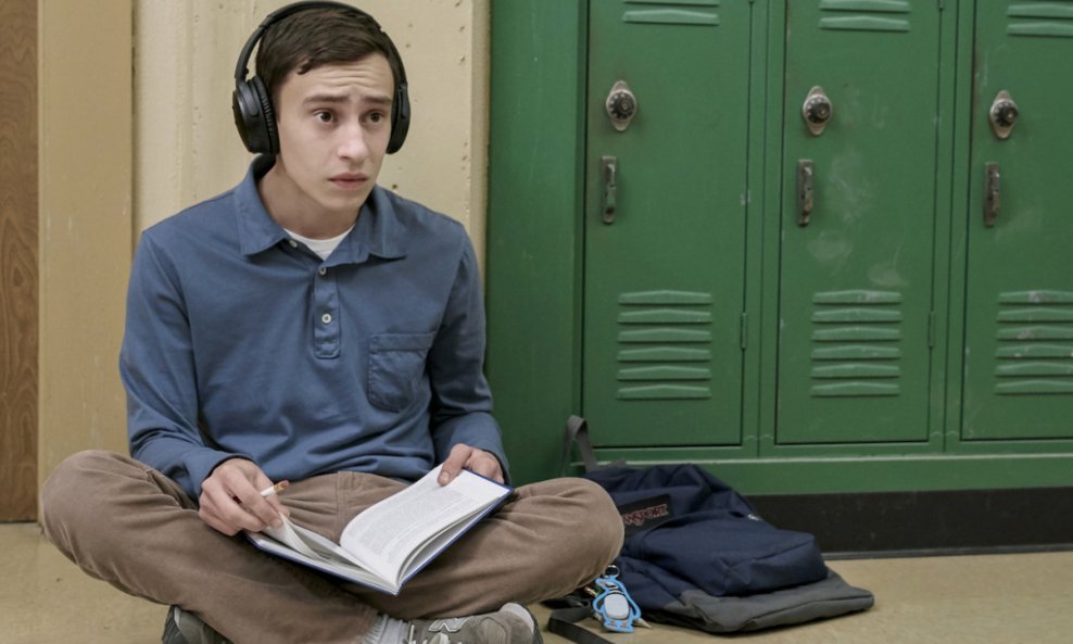 Keir Gilchrist kao Sam Gardner, glavni lik serije 'Atypical'