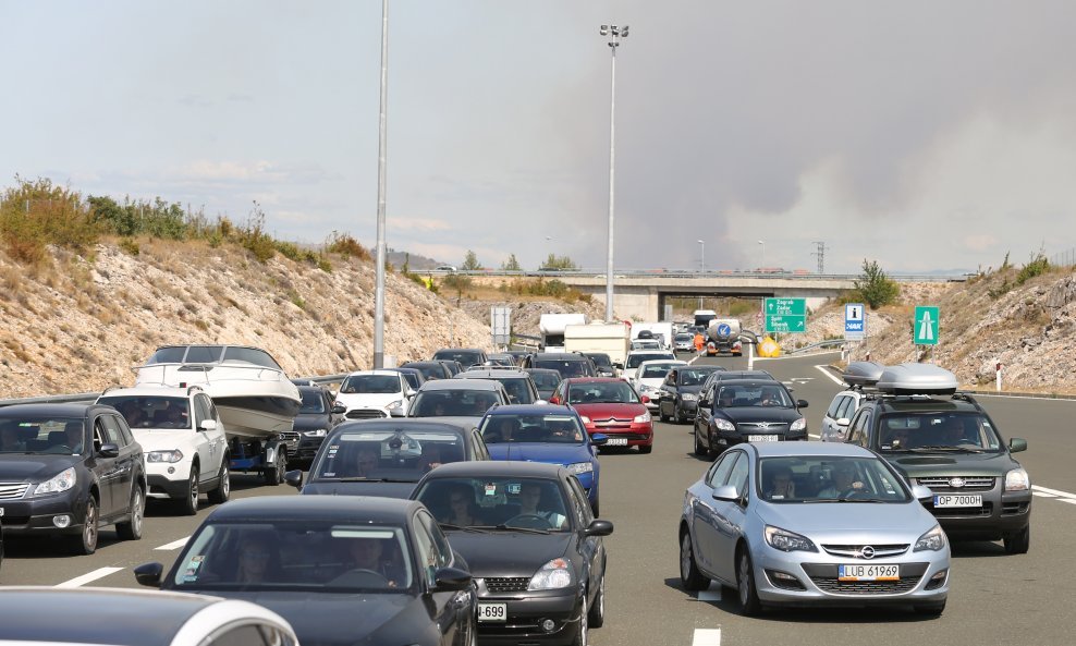 Jučer je bila zatvorena i autocesta A1 kod Pirovca