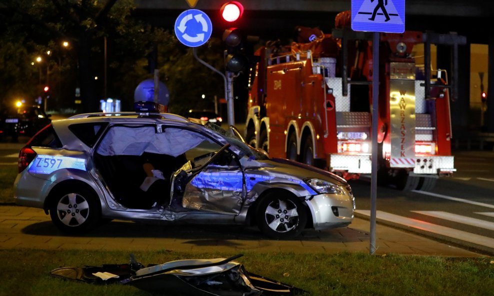 Policijski automobil iz konvoja sa Jensom Stoltenbergom