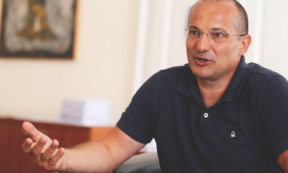 Orsat Miljenić smatra da stranka vodi politiku 'hoćemo-nećemo'