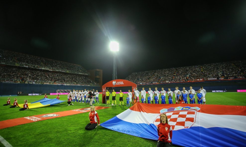 Maksimirski stadion neće biti ni približno pun kao protiv Ukrajine kada je bilo više od 27 tisuća navijača