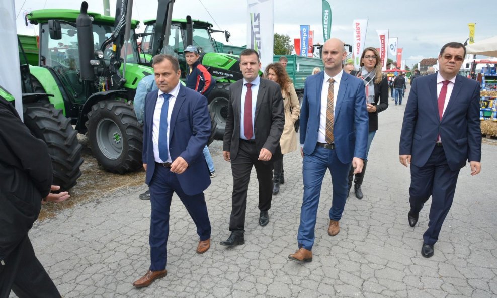 Bjelovarski sajam obišao je i ministar poljoprivrede Tomislav Tolušić