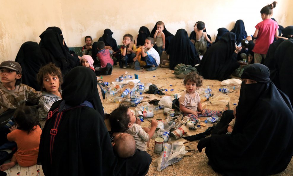 Žene i djeca pripadnika Islamske države
