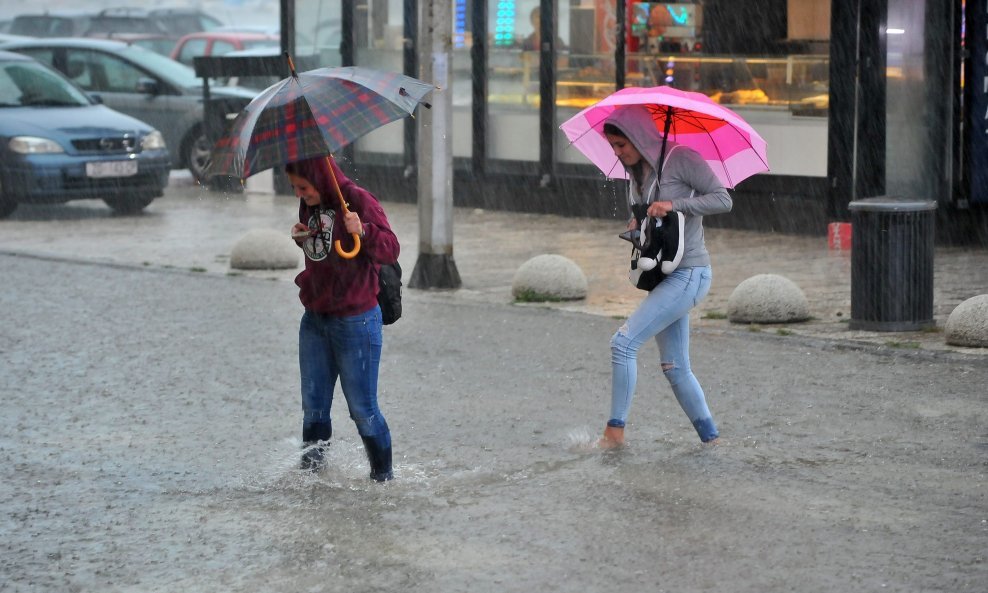 Kiša je u ponedjeljak poplavila Zadar