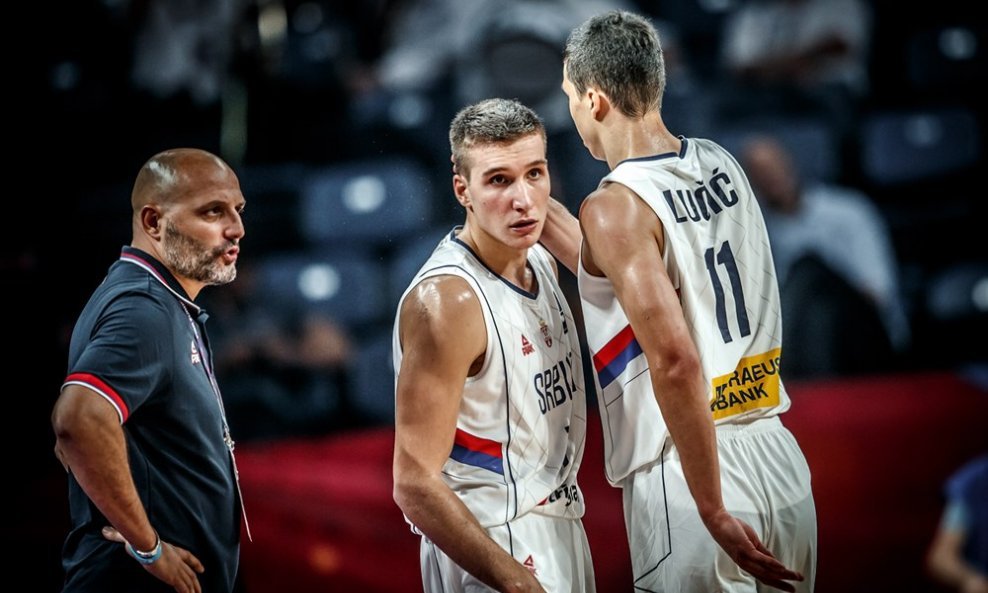 Izbornik Đorđević i srpski košarkaši