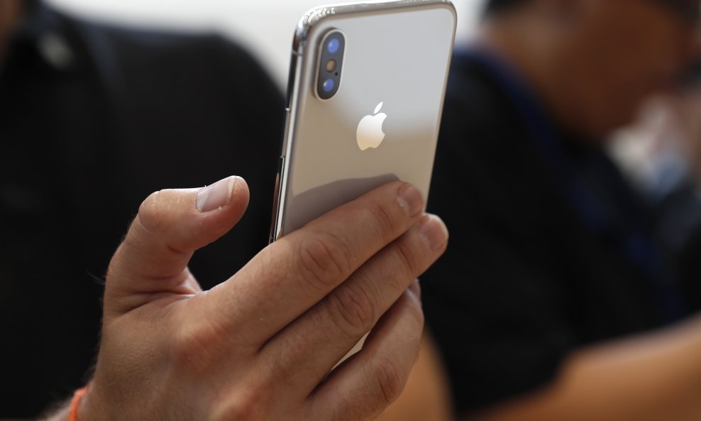Apple iPhone X