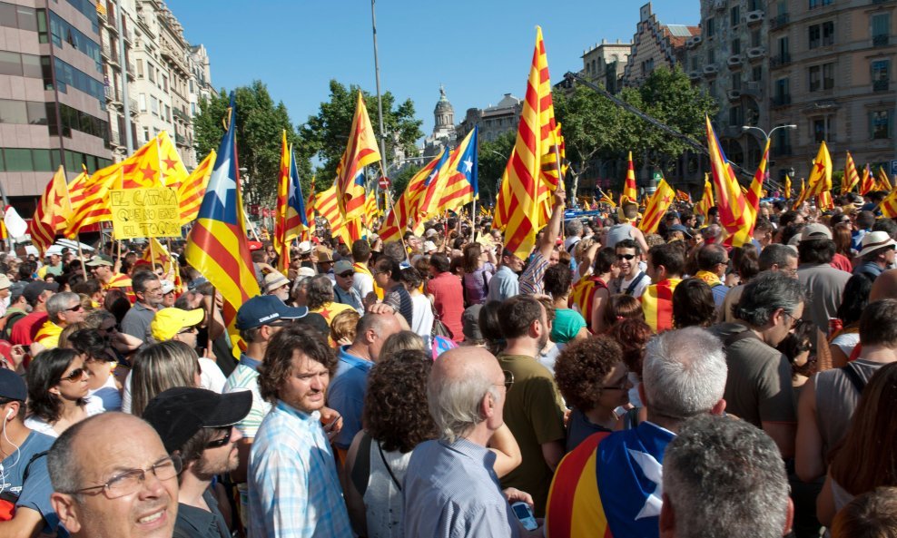 Katalonci na ulicama Barcelone