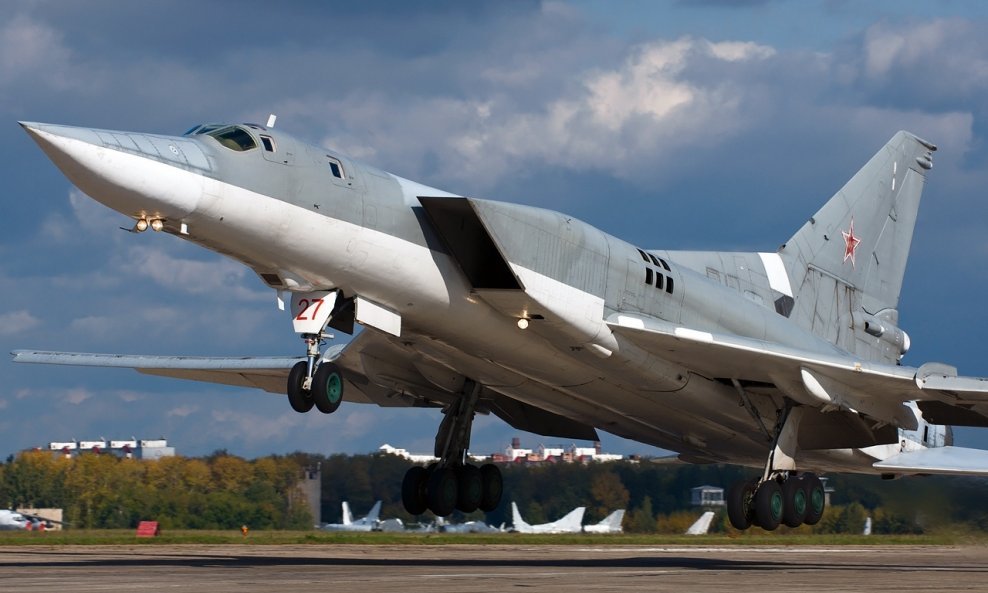 Bombarder Tu-22M3