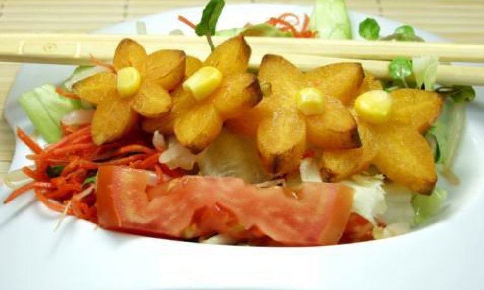tajland salata