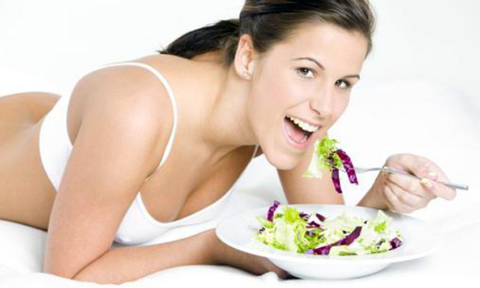 žena hrana povrće dijete mršavljenje