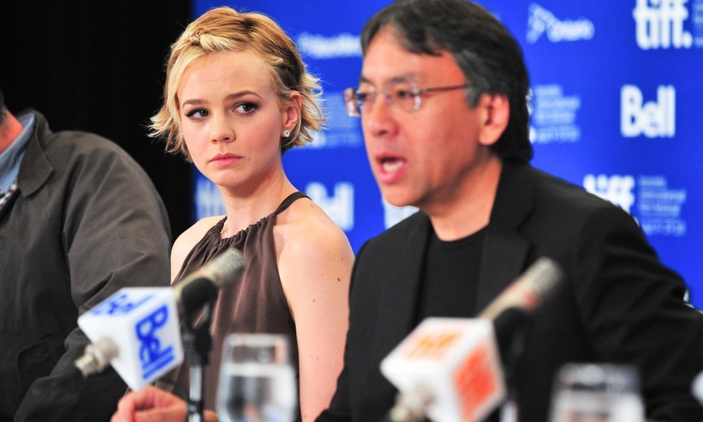 Kazuo Ishiguro i Carey Mulligan, glavna glumica u filmu 'Never Let Me Go'